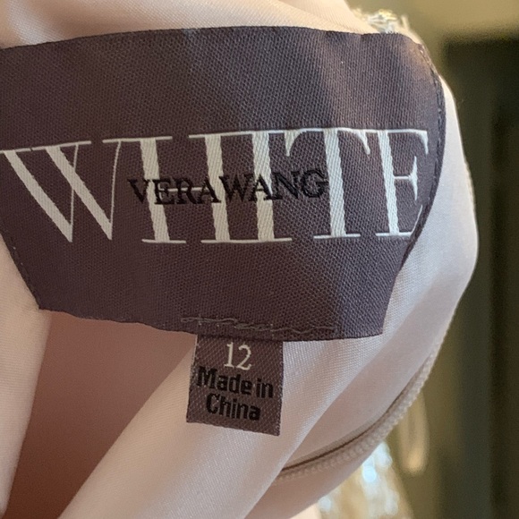 Vera Wang - Picture 2 of 2